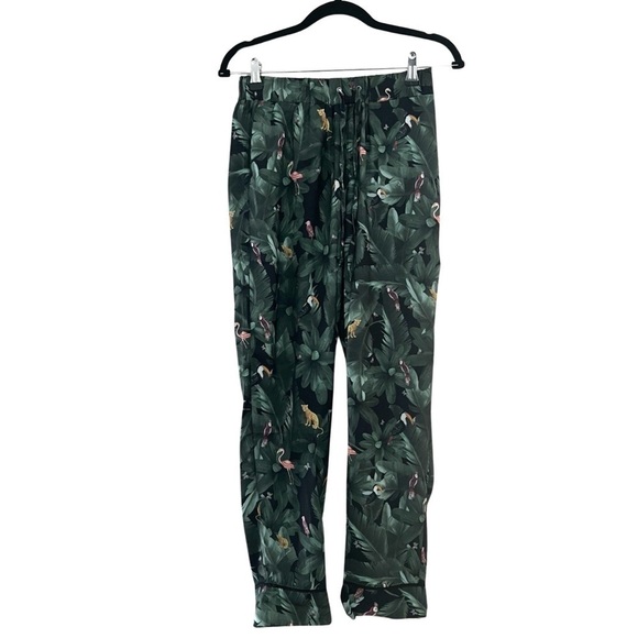 NWT PLUSH REVOLVE Silky Jungle Print Pajama Set Sz XS - Picture 4 of 6